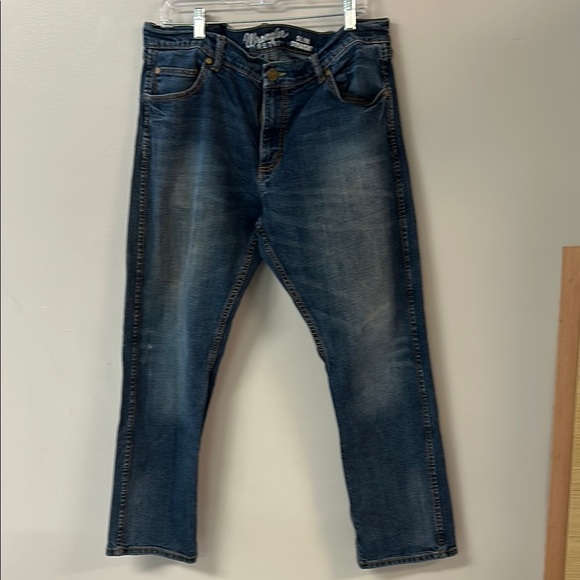 Wrangler Blue Slim Jeans Classic Style - Picture 1 of 6